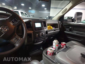 2016 Ram 3500 Cab Chassis Tradesman Crew Cab DRW - miniatura 10