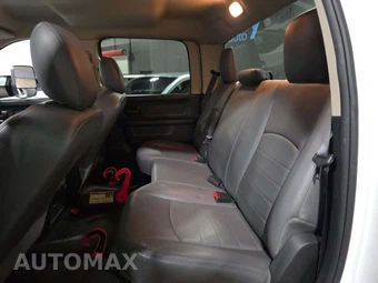 2016 Ram 3500 Cab Chassis Tradesman Crew Cab DRW - miniatura 13