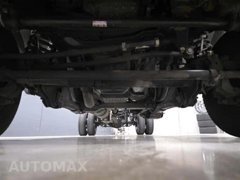 2016 Ram 3500 Cab Chassis Tradesman Crew Cab DRW - miniatura 19