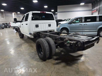 2016 Ram 3500 Cab Chassis Tradesman Crew Cab DRW - miniatura 2