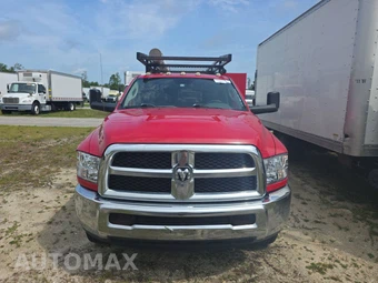 2016 Ram 3500 Cab Chassis Tradesman Regular Cab 14K GVWR DRW - miniatura 2