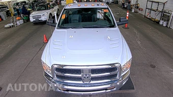 2016 Ram 3500 Cab Chassis Tradesman Regular Cab - miniatura 2