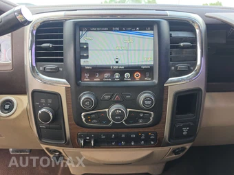 2016 Ram 3500 Laramie Crew Cab Long Bed - miniatura 11