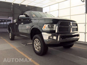 2016 Ram 3500 Laramie Crew Cab Long Bed - miniatura 3