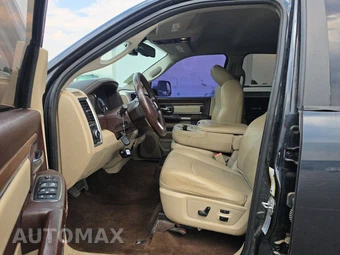 2016 Ram 3500 Laramie Crew Cab Long Bed - miniatura 7