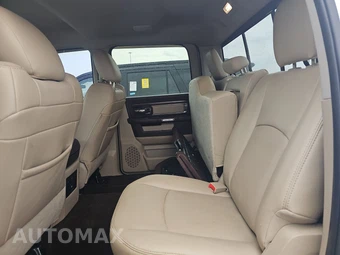 2016 Ram 3500 Laramie Crew Cab Long Bed - miniatura 13