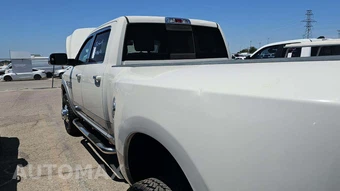 2016 Ram 3500 Laramie Crew Cab Long Bed DRW - miniatura 33