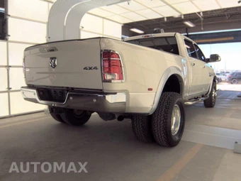 2016 Ram 3500 Laramie Crew Cab Long Bed DRW - miniatura 4