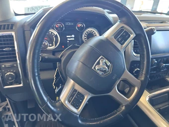 2016 Ram 3500 Laramie Crew Cab Medium Bed - miniatura 10