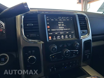 2016 Ram 3500 Laramie Crew Cab Medium Bed - miniatura 11