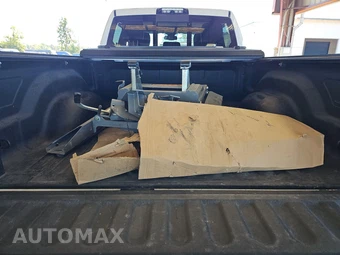 2016 Ram 3500 Laramie Crew Cab Medium Bed - miniatura 16