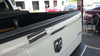 2016 Ram 3500 Laramie Crew Cab Medium Bed - miniatura 26