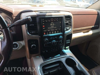 2016 Ram 3500 Laramie Longhorn Crew Cab Long Bed DRW - miniatura 10