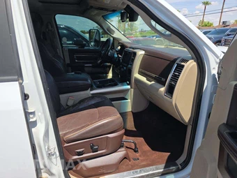 2016 Ram 3500 Laramie Longhorn Crew Cab Long Bed DRW - miniatura 18