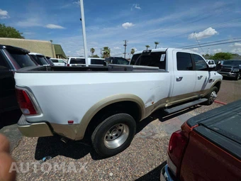 2016 Ram 3500 Laramie Longhorn Crew Cab Long Bed DRW - miniatura 4