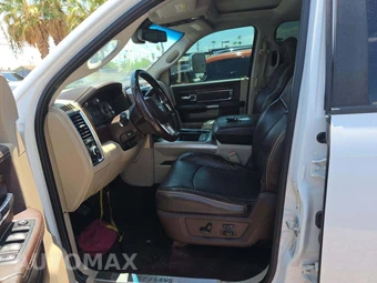2016 Ram 3500 Laramie Longhorn Crew Cab Long Bed DRW - miniatura 6