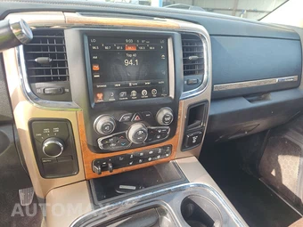 2016 Ram 3500 Laramie Longhorn Crew Cab Long Bed DRW - miniatura 11