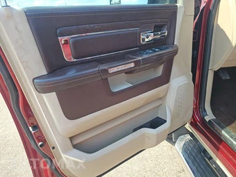 2016 Ram 3500 Laramie Longhorn Crew Cab Long Bed DRW - miniatura 9