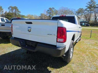 2016 Ram 3500 Tradesman Crew Cab Long Bed - miniatura 3