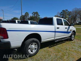 2016 Ram 3500 Tradesman Crew Cab Long Bed - miniatura 4