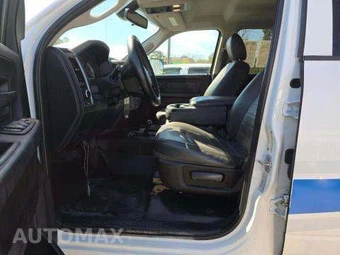 2016 Ram 3500 Tradesman Crew Cab Long Bed - miniatura 6