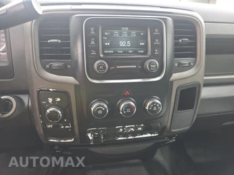 2016 Ram 4500 Cab Chassis Tradesman Crew Cab DRW - miniatura 17