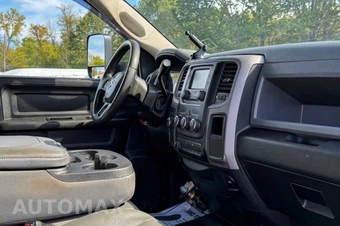 2016 Ram 5500 Cab Chassis Tradesman Crew Cab DRW - miniatura 10