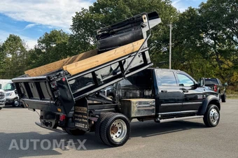 2016 Ram 5500 Cab Chassis Tradesman Crew Cab DRW - miniatura 3
