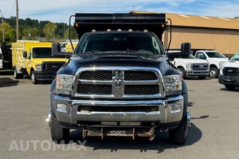 2016 Ram 5500 Cab Chassis Tradesman Crew Cab DRW - miniatura 8