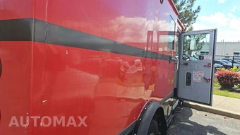 2016 Ram 5500 Cab Chassis Tradesman Regular Cab DRW - miniatura 28