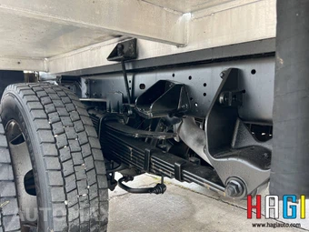2016 Ram 5500 Cab Chassis Tradesman Regular Cab DRW - miniatura 33