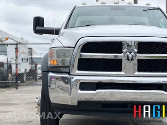 2016 Ram 5500 Cab Chassis Tradesman Regular Cab DRW - miniatura 44