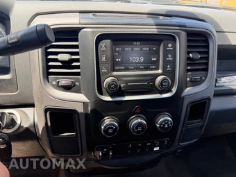 2016 Ram 5500 Cab Chassis Tradesman Regular Cab DRW - miniatura 24