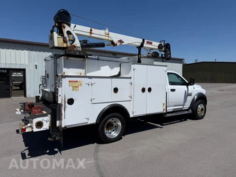 2016 Ram 5500 Cab Chassis Tradesman Regular Cab DRW - miniatura 3
