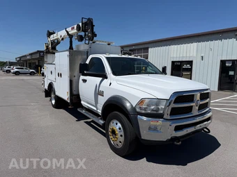 2016 Ram 5500 Cab Chassis Tradesman Regular Cab DRW - miniatura 5