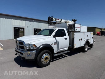 2016 Ram 5500 Cab Chassis Tradesman Regular Cab DRW - miniatura 6