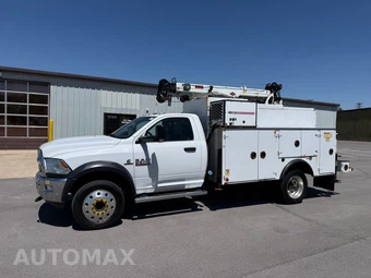 2016 Ram 5500 Cab Chassis Tradesman Regular Cab DRW - miniatura 7