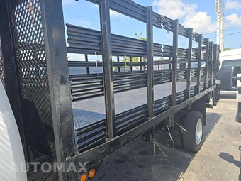 2016 Ram 5500 Cab Chassis Tradesman Regular Cab DRW – miniatura 25