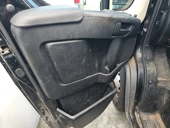 2016 Ram ProMaster 2500 Cargo Van High Roof 159.0" WB – miniatura 9