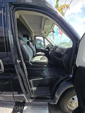 2016 Ram ProMaster 2500 Window Van High Roof 159.0" WB - miniatura 18