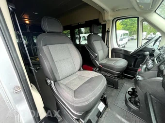 2016 Ram ProMaster 2500 Window Van High Roof 159.0" WB - miniatura 38