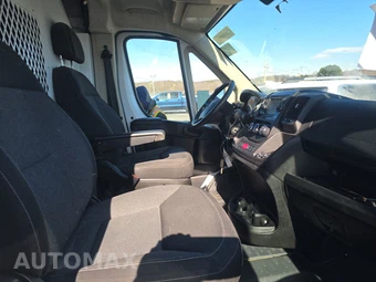 2016 Ram ProMaster 3500 Cargo Van High Roof 159.0" WB - miniatura 8