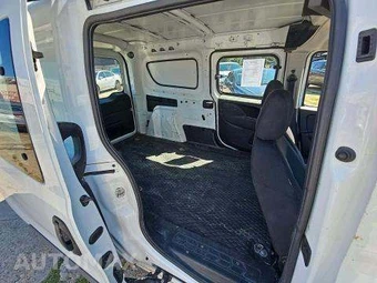 2016 Ram ProMaster City Cargo Van Tradesman 122.4" WB – miniatura 16