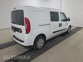 2016 Ram ProMaster City Cargo Van Tradesman SLT 122.4" WB - miniatura 4