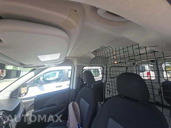 2016 Ram ProMaster City Cargo Van Tradesman SLT 122.4" WB - miniatura 11