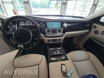 2016 Rolls-Royce Ghost – miniatura 10