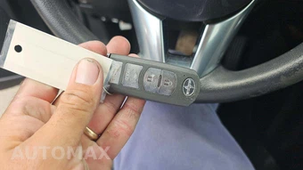 2016 Scion iA – miniatura 20