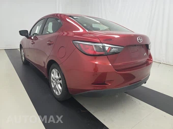 2016 Scion iA – miniatura 6