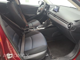 2016 Scion iA – miniatura 8