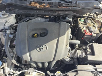 2016 Scion iA - miniatura 15